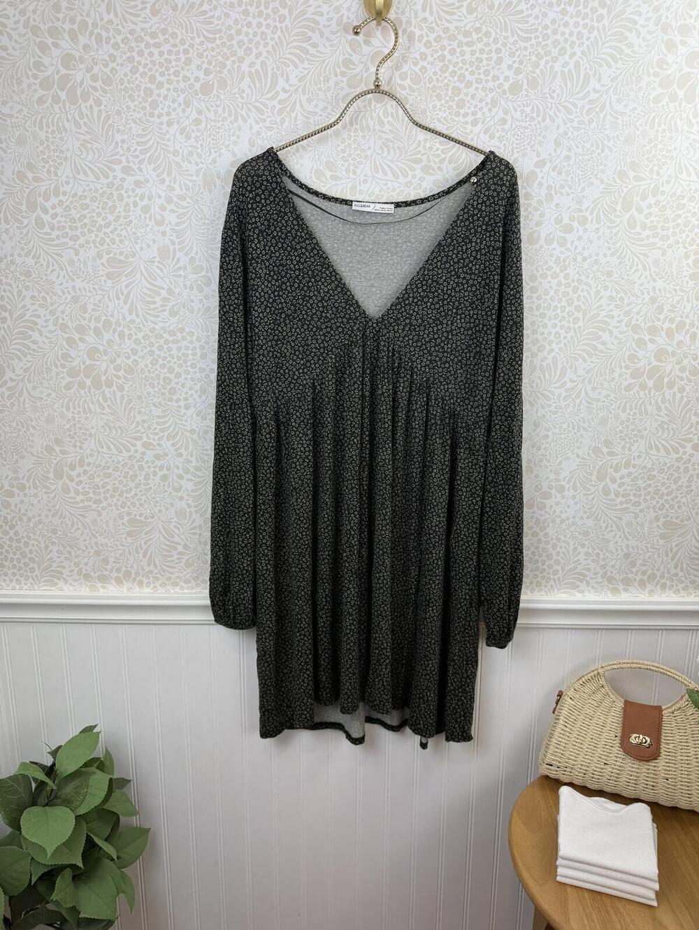 Pull & Bear Black and White Long Sleeve V-Neck Day Dress - Size - XL